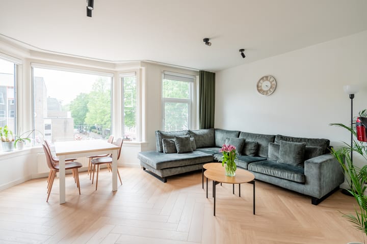 Photo 2 of Spaarndammerstraat 70-2