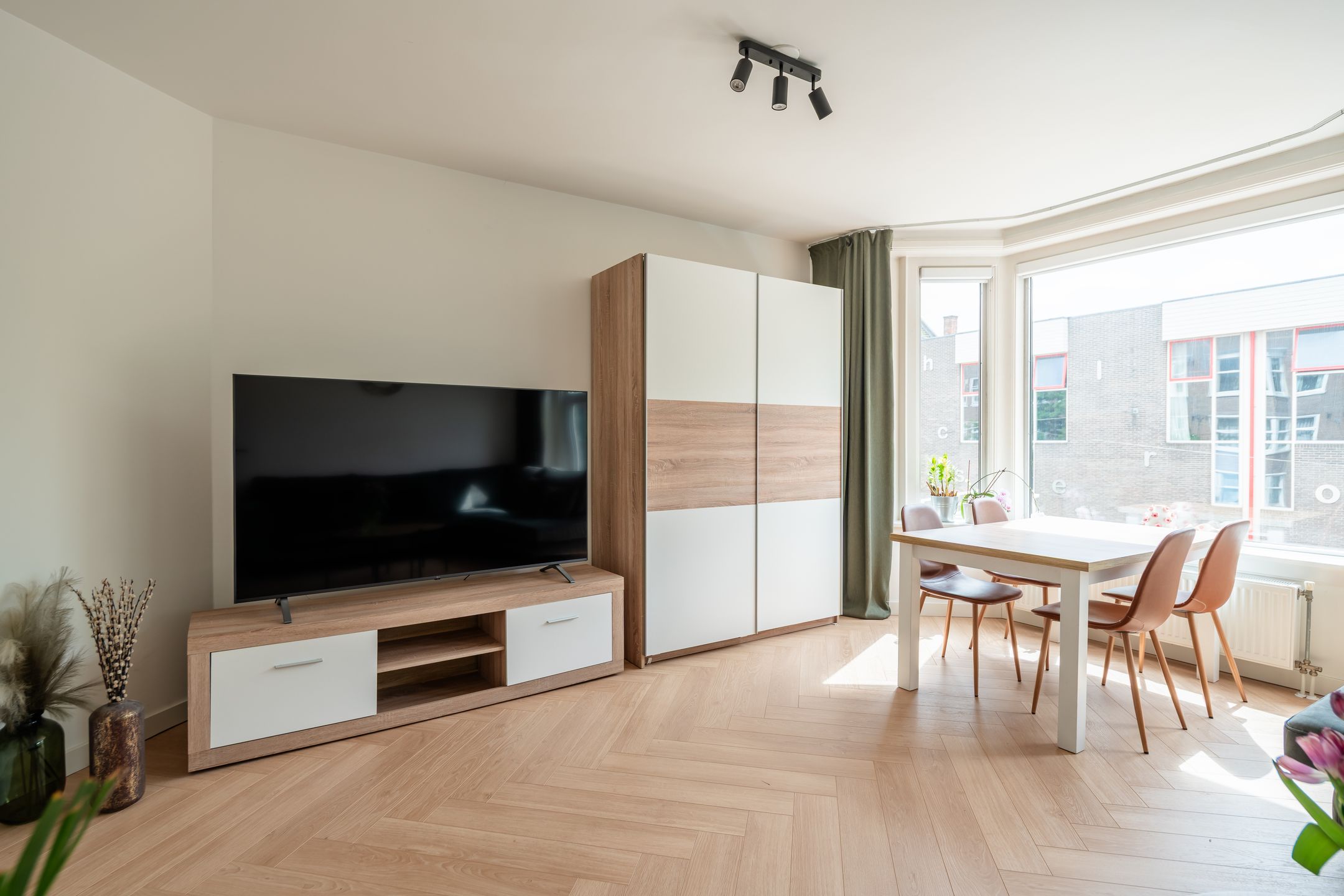 Photo 3 of Spaarndammerstraat 70-2