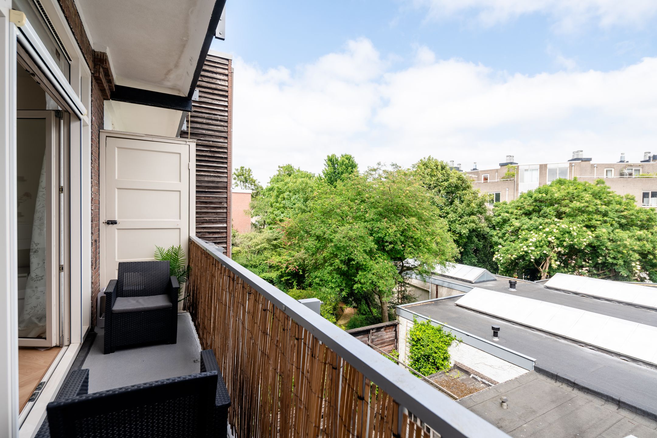 Photo 15 of Spaarndammerstraat 70-2