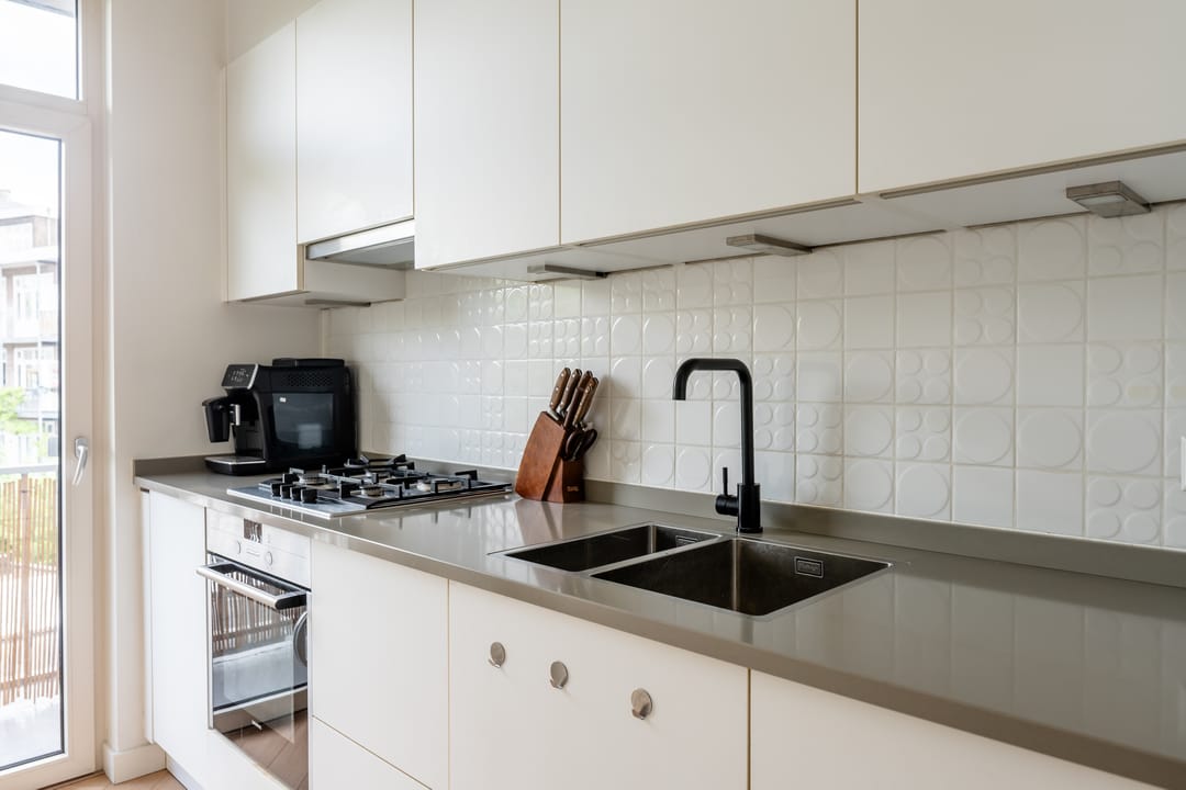 Photo 13 of Spaarndammerstraat 70-2