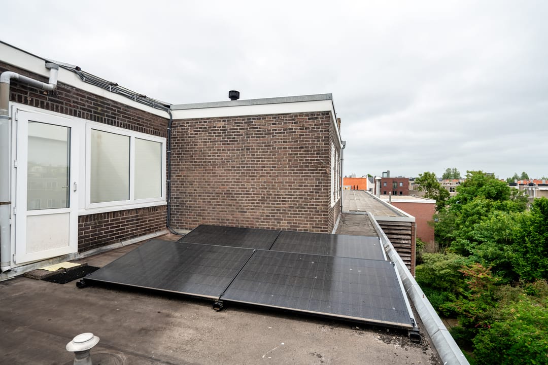 Photo 28 of Spaarndammerstraat 70-2