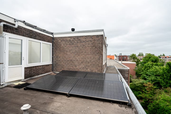 Photo 28 of Spaarndammerstraat 70-2