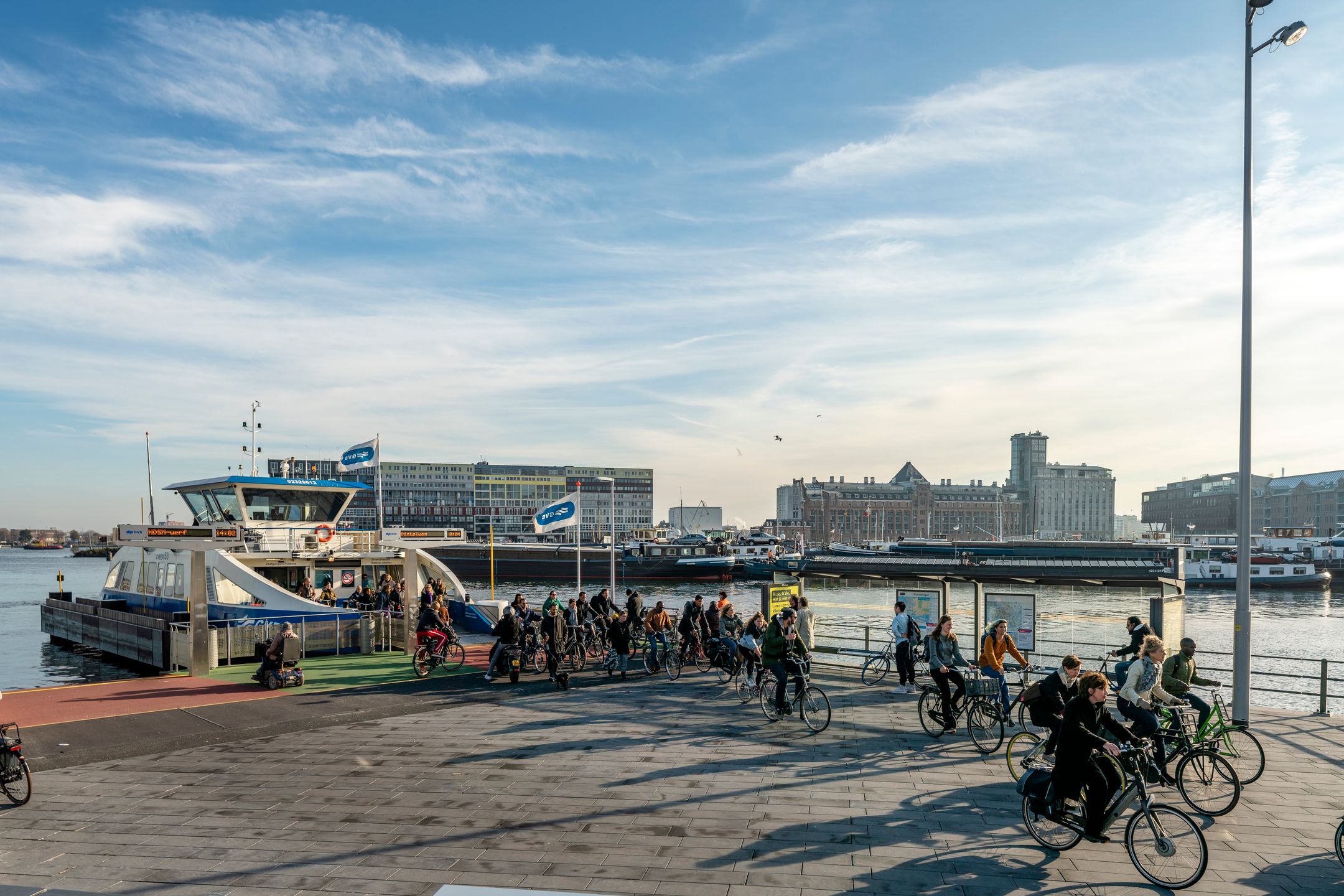 Photo 33 of Spaarndammerstraat 70-2