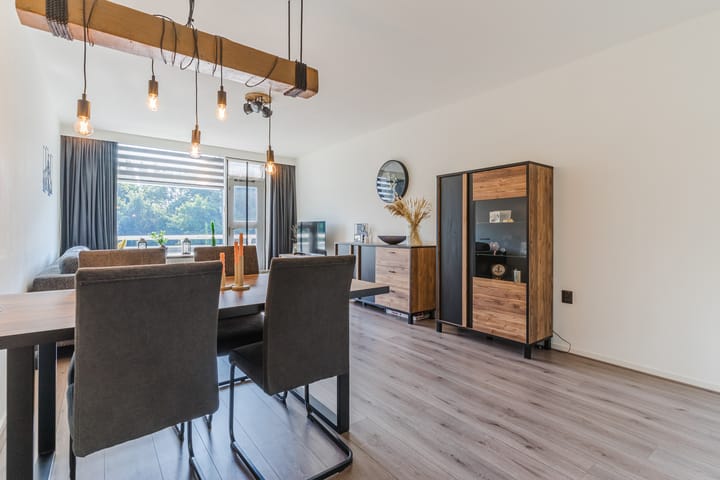 Photo 6 of Heulstraat 63