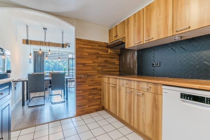 Photo 8 of Heulstraat 63