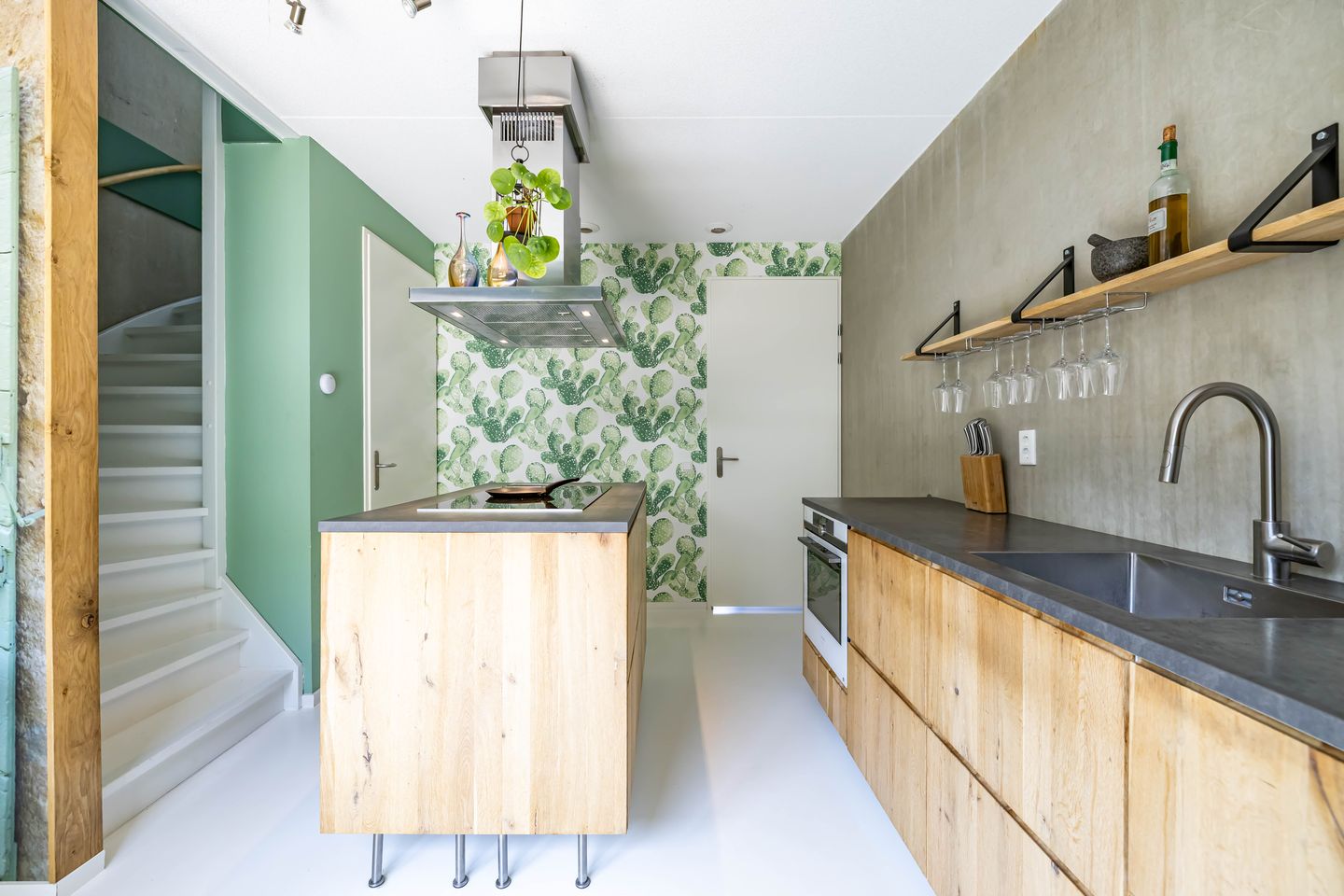 Foto 10 van Eelkemastraat 52