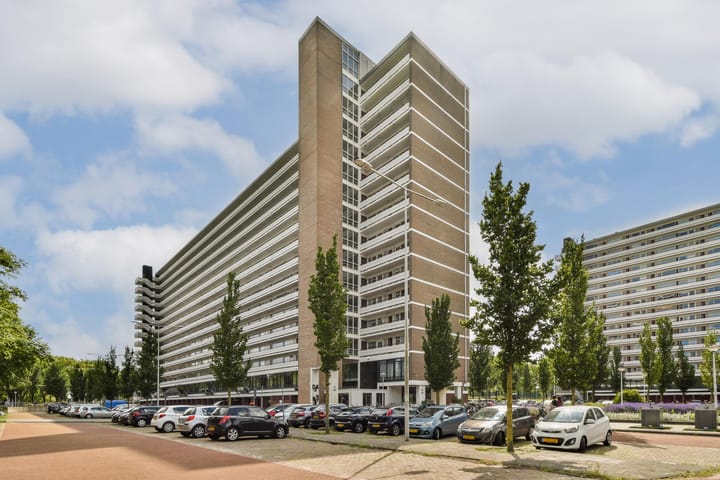 Photo 25 of Burgemeester Hogguerstraat 397-A