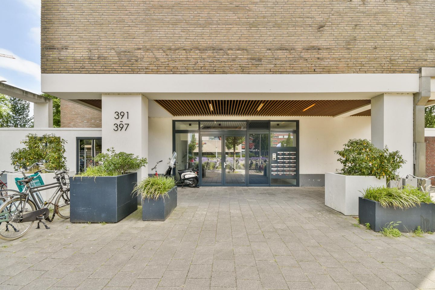 Foto 1 van Burgemeester Hogguerstraat 397-A