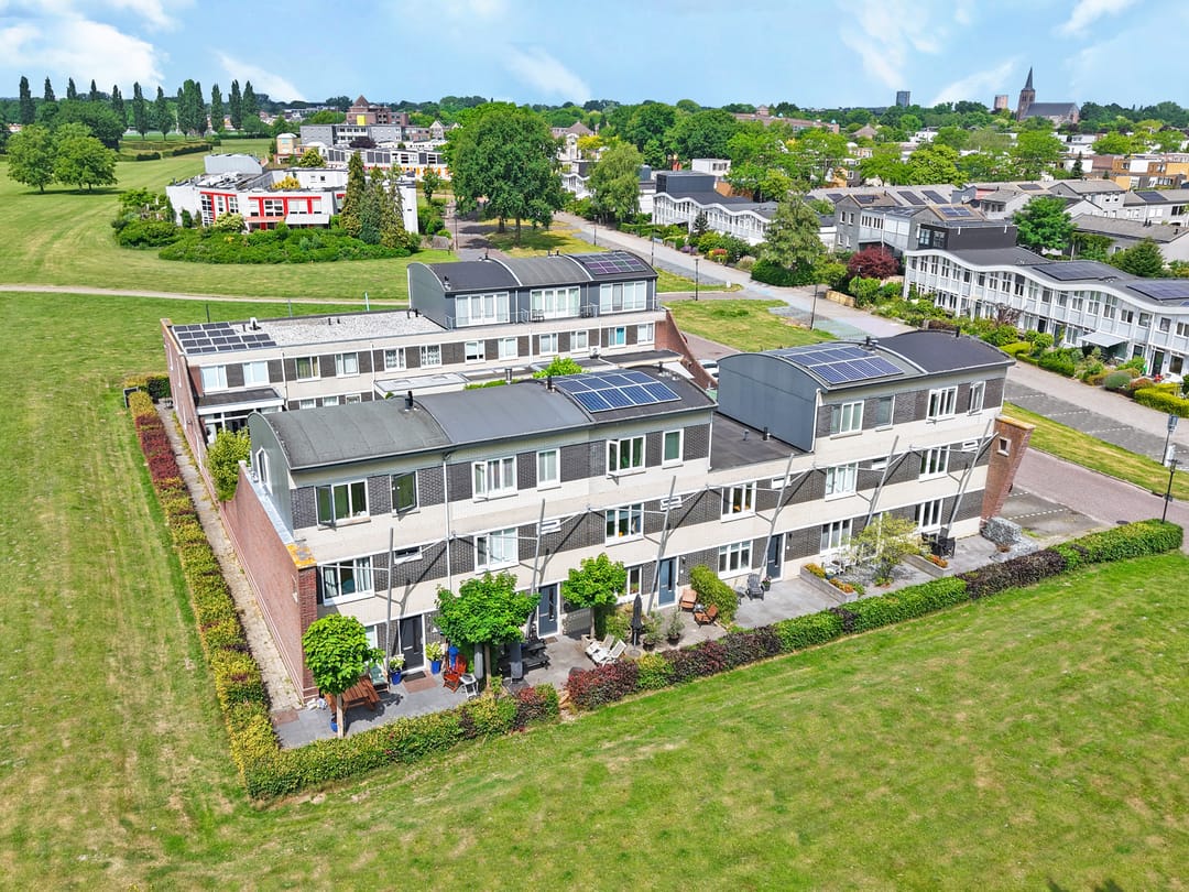 Photo 2 of Voorburcht 3