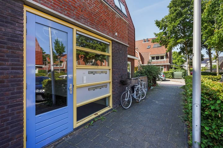 Foto 5 van Tieratesstraat 8