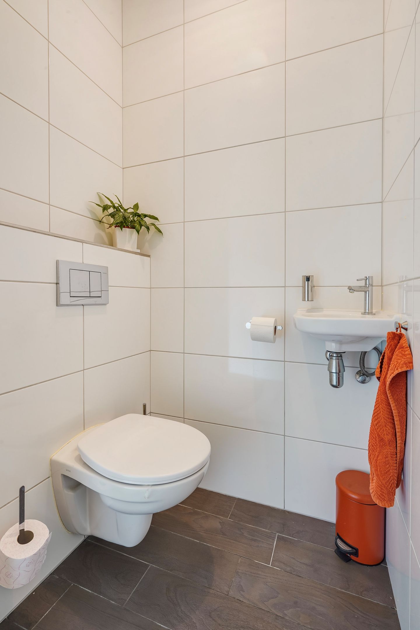 Foto 10 van Tieratesstraat 8