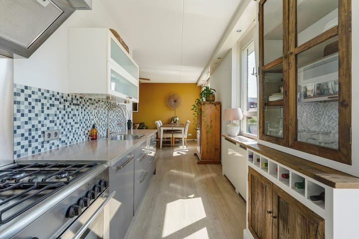 Foto 18 van Tieratesstraat 8