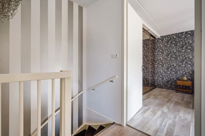 Foto 23 van Tieratesstraat 8