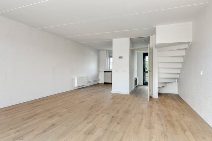 Foto 9 van Emmastraat 4