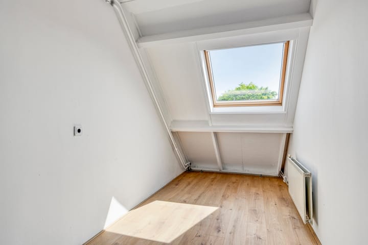 Foto 18 van Emmastraat 4