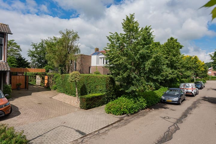 Foto 6 van van Limburg Stirumlaan 4-A