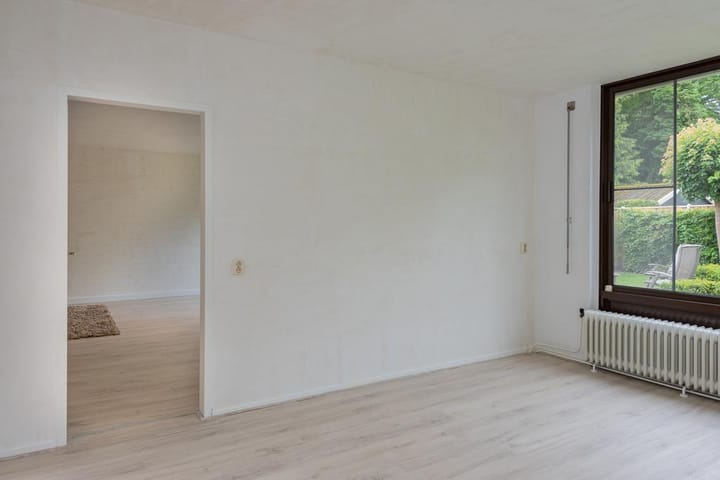 Foto 24 van van Limburg Stirumlaan 4-A