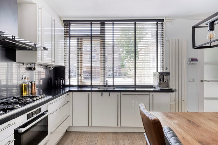 Foto 10 van Helmondstraat 3