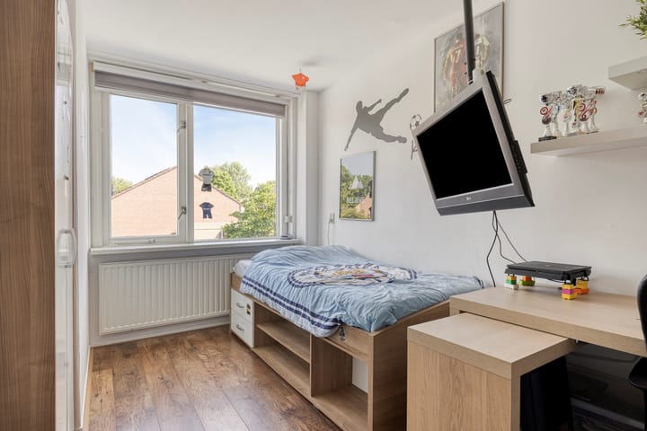 Foto 14 van Helmondstraat 3