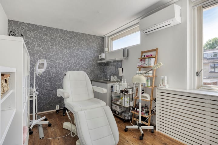 Foto 18 van Helmondstraat 3