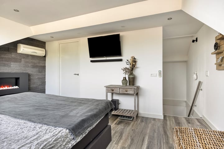 Foto 21 van Helmondstraat 3