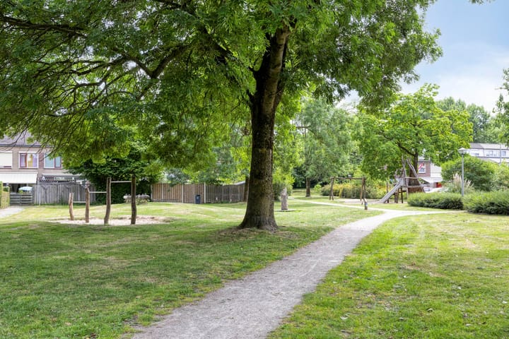 Foto 33 van Helmondstraat 3