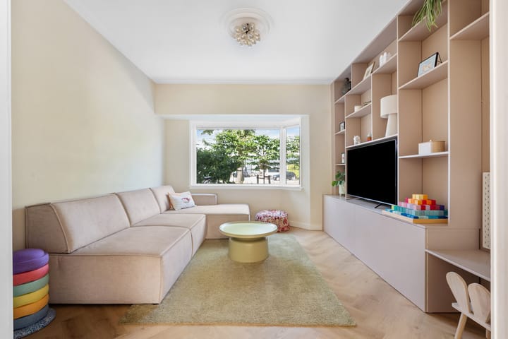 Foto 12 van Leenderweg 235