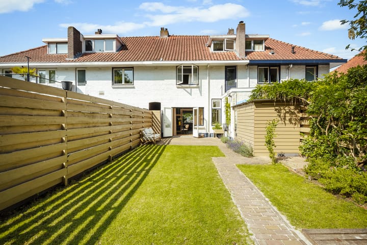 Foto 34 van Leenderweg 235