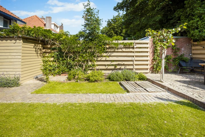 Foto 37 van Leenderweg 235