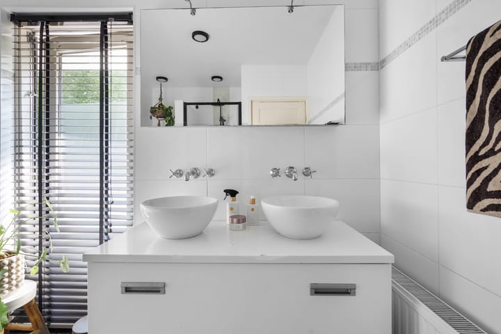 Foto 45 van Leenderweg 235