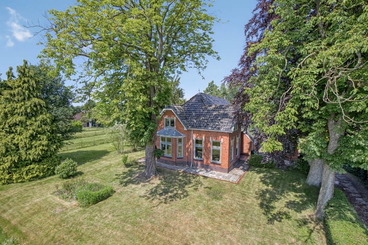 Foto 45 van De Holm 8