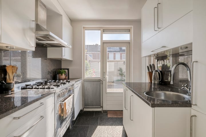 Foto 11 van Spoorlaan 35