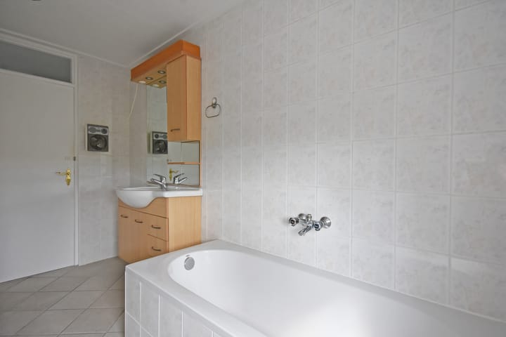 Foto 51 van Inialoane 1-E