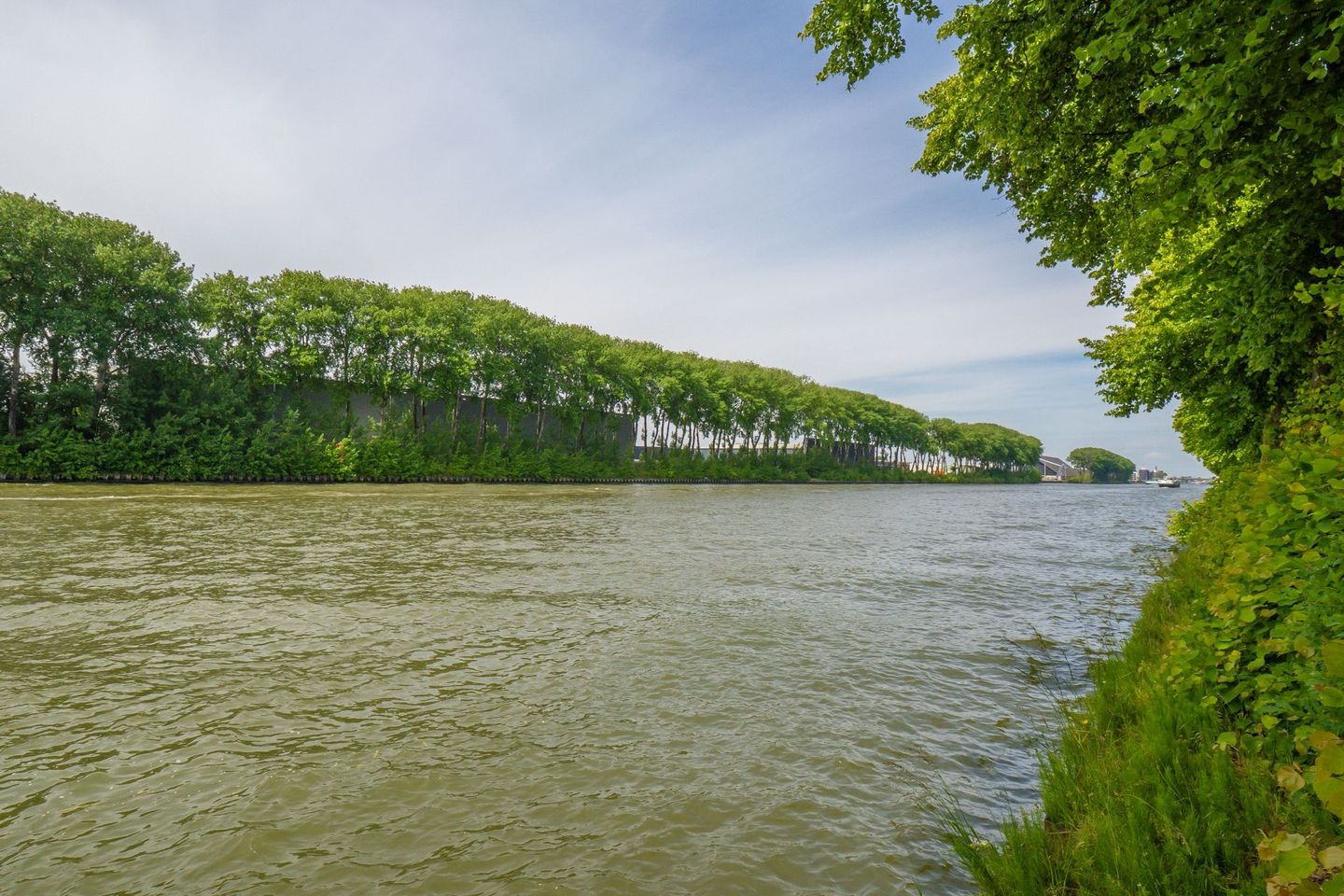 Foto 10 van Amsterdamsestraatweg 931-A