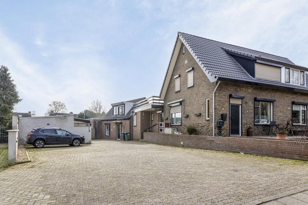 Photo 1 of Nieuweweg 61