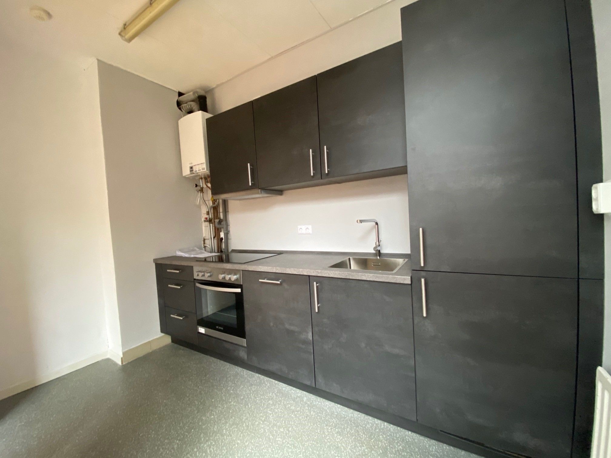 Photo 9 of Hermannus Elconiusstraat 6