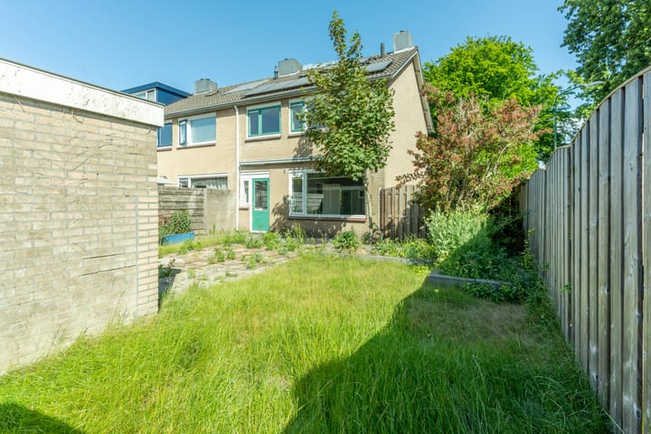 Foto 14 van van Maarenplein 27