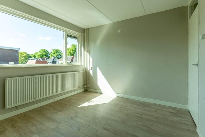 Foto 25 van van Maarenplein 27