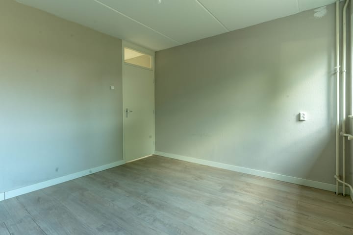 Foto 27 van van Maarenplein 27