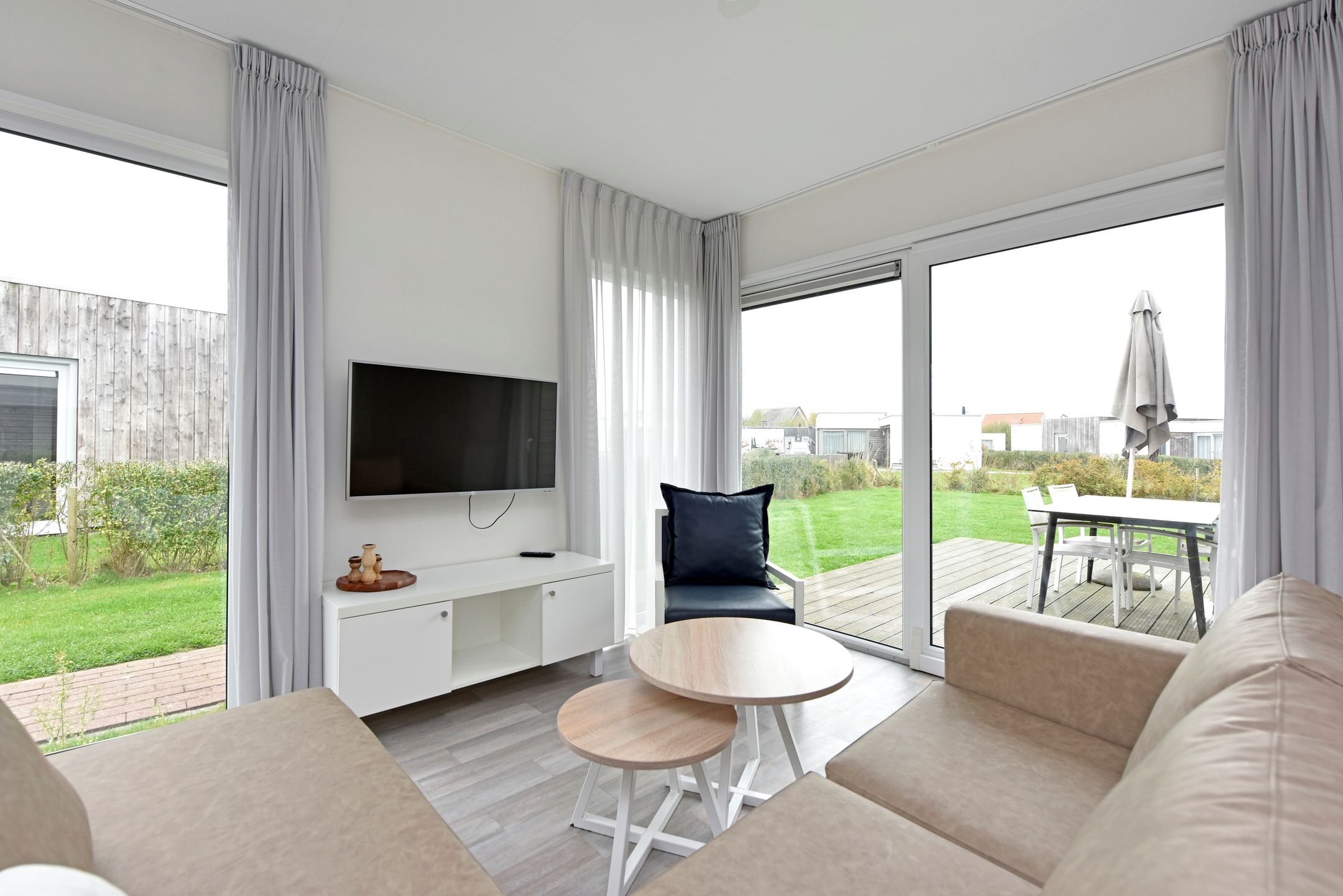 3-bedroom freehold villa in Nieuwvliet — photo 2 of 5