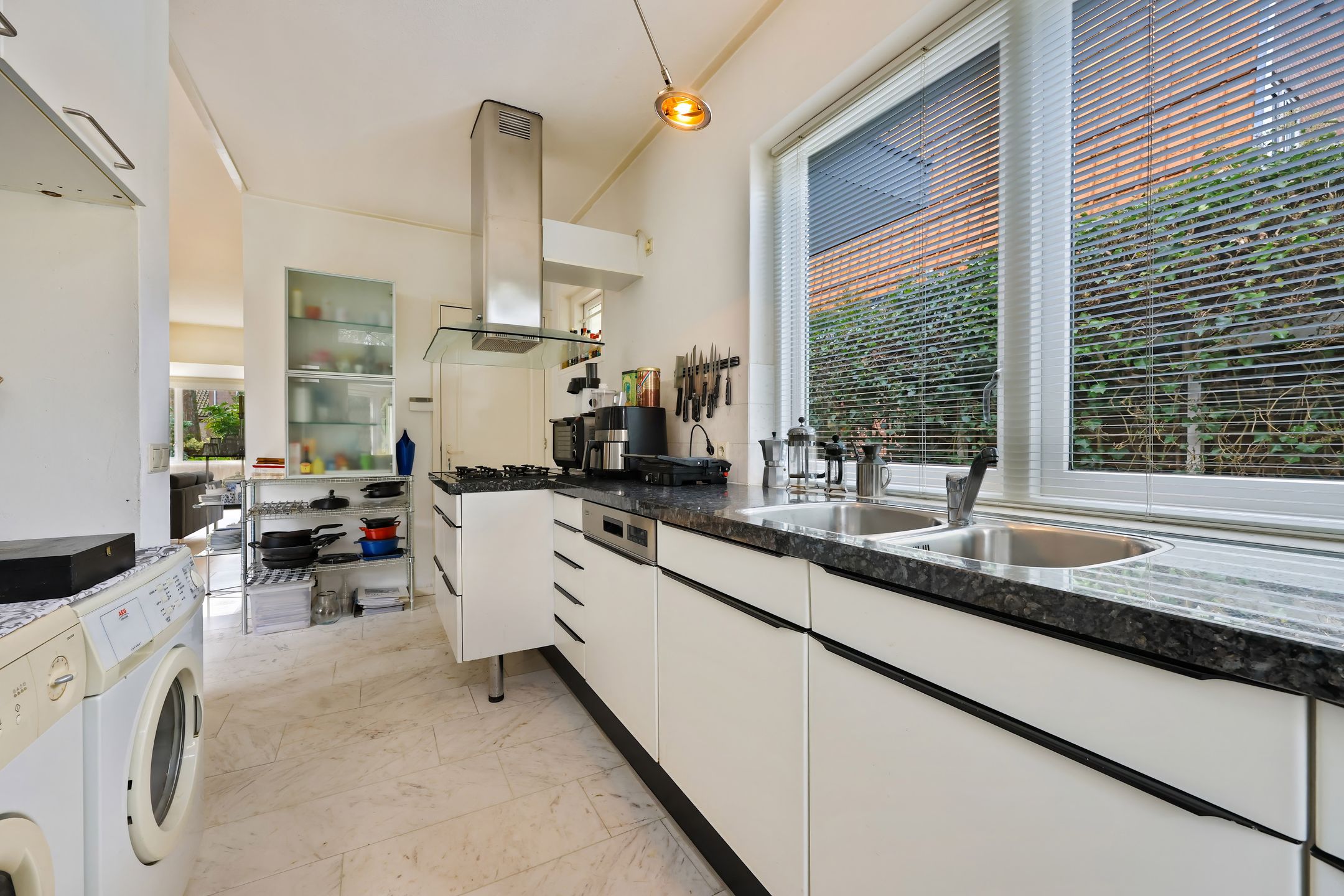 Foto 12 van Paulus Potterlaan 22