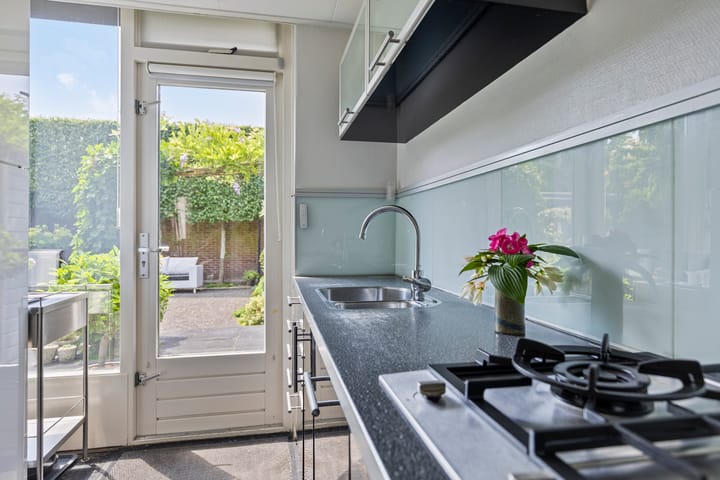 Foto 11 van Bosch 24