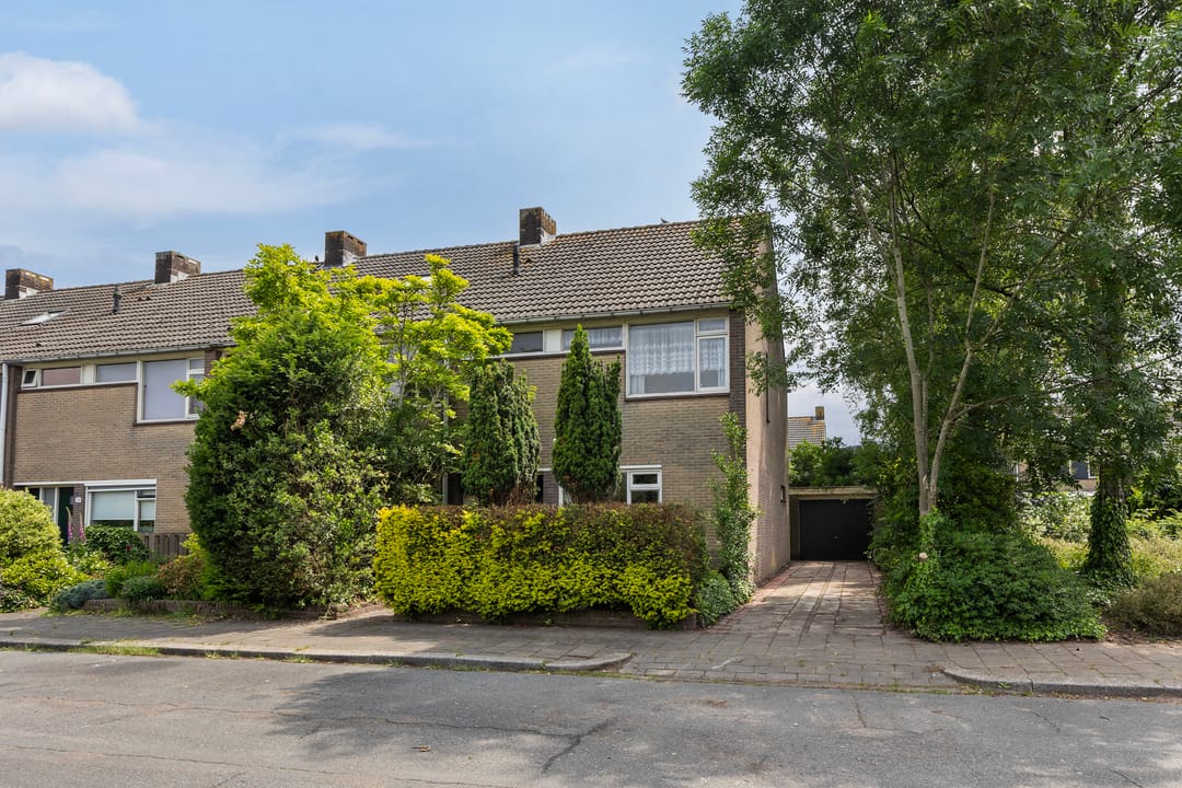 Foto 1 van Voltairestraat 30