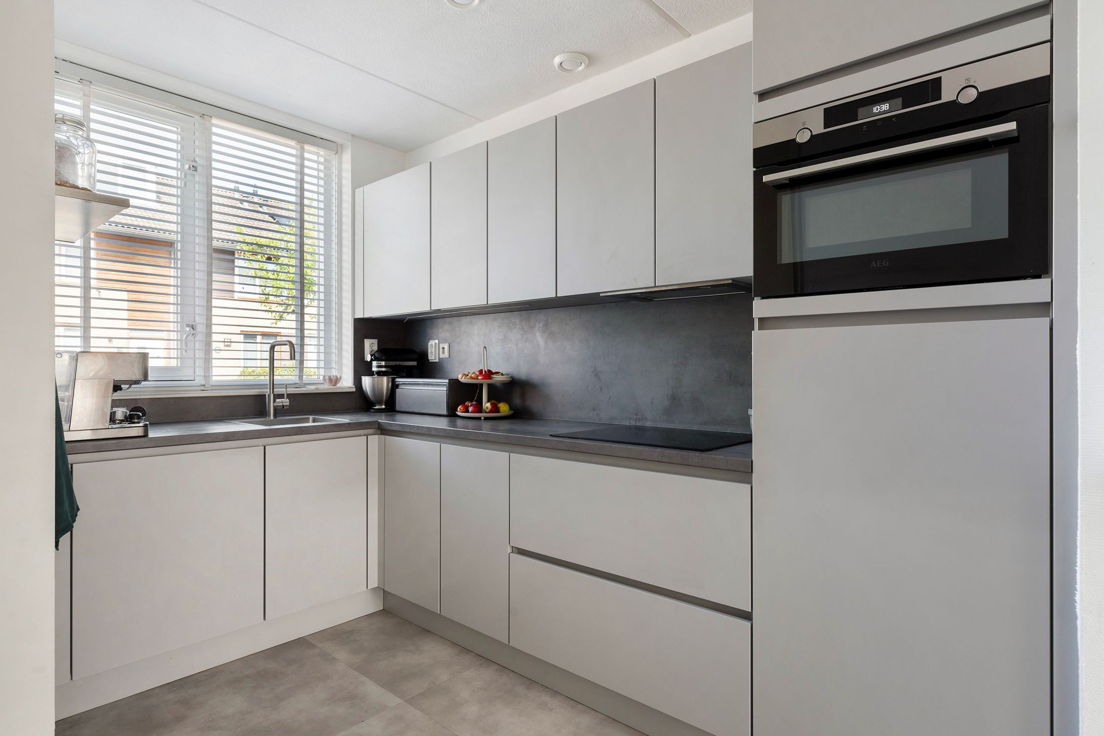 Foto 3 van Van der Linden-akker 24