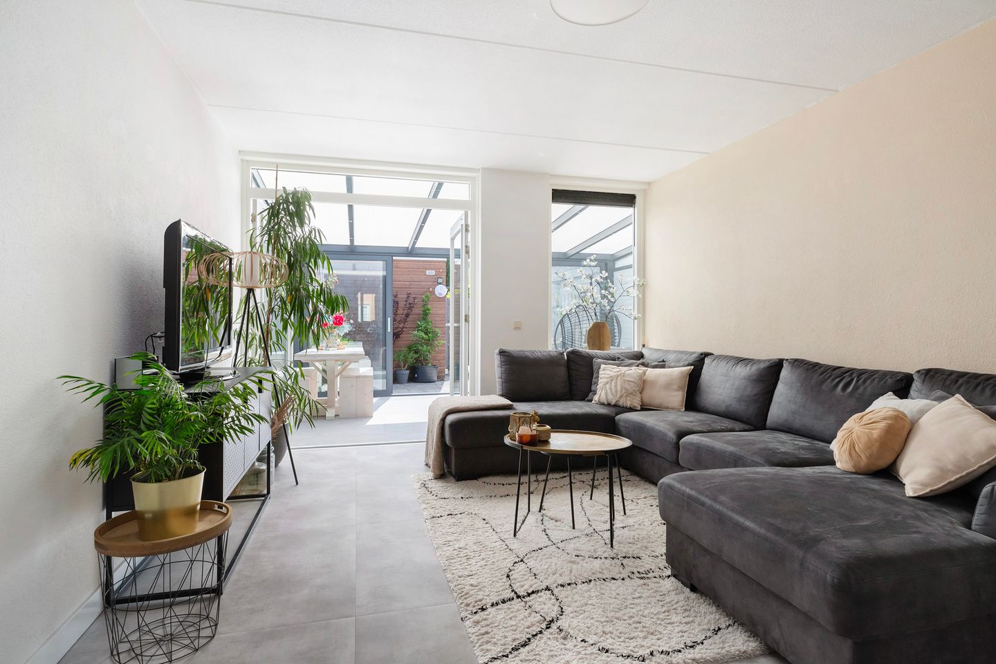 Foto 10 van Van der Linden-akker 24