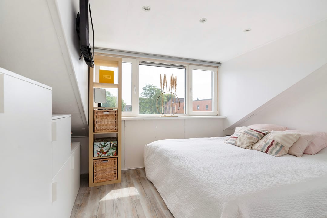 Foto 32 van Van der Linden-akker 24