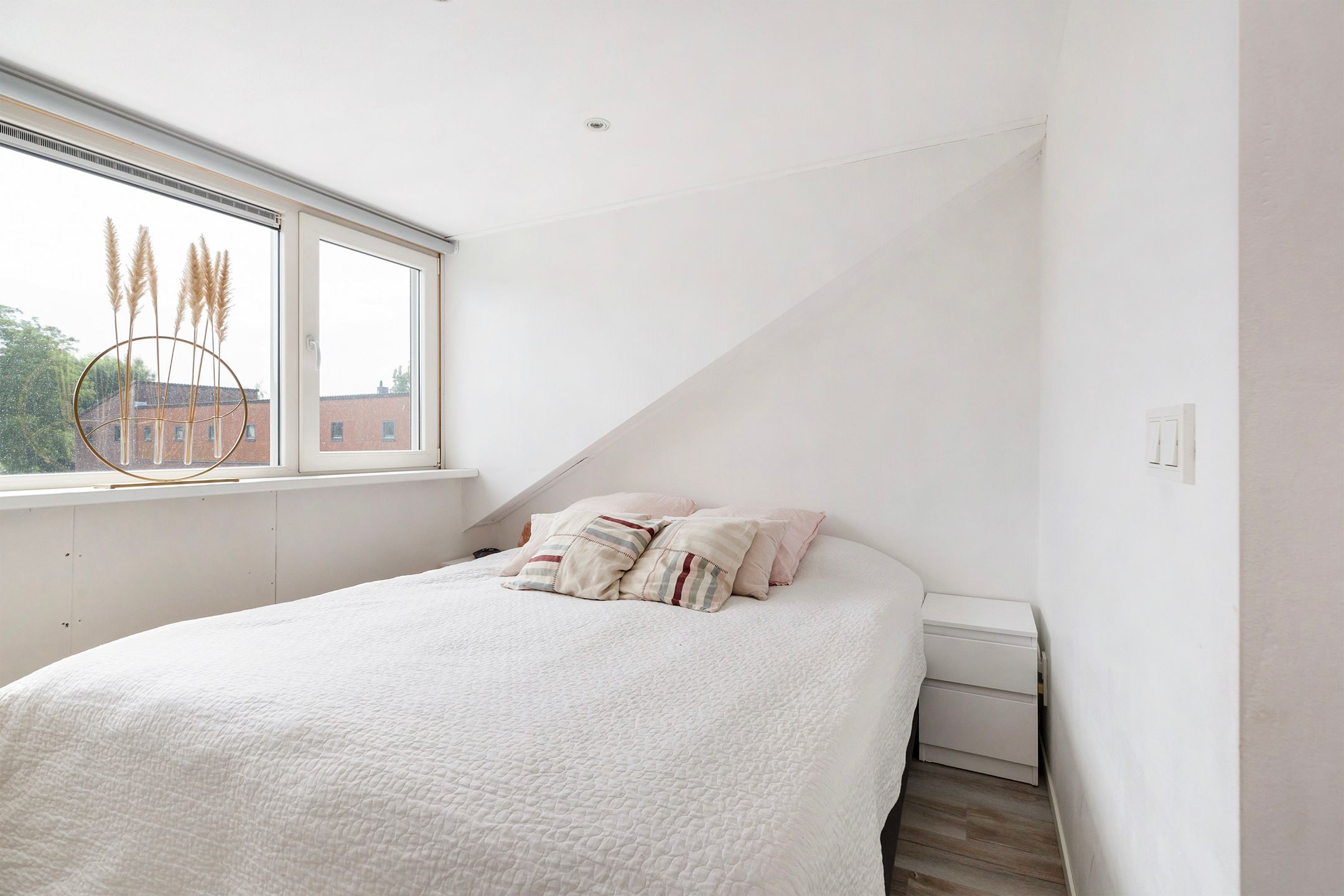 Foto 33 van Van der Linden-akker 24