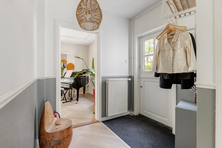 Foto 7 van Alberdingk Thijmlaan 10