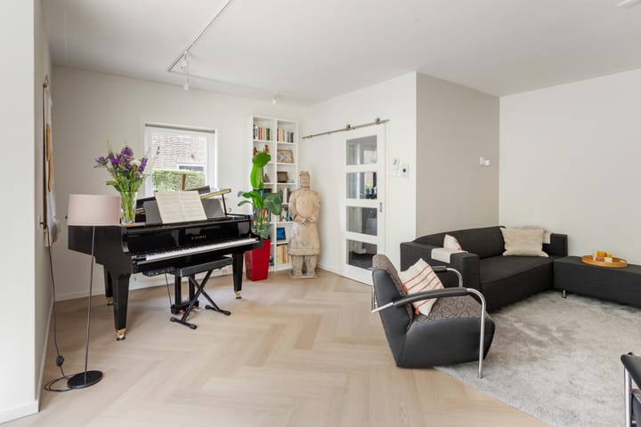 Foto 10 van Alberdingk Thijmlaan 10