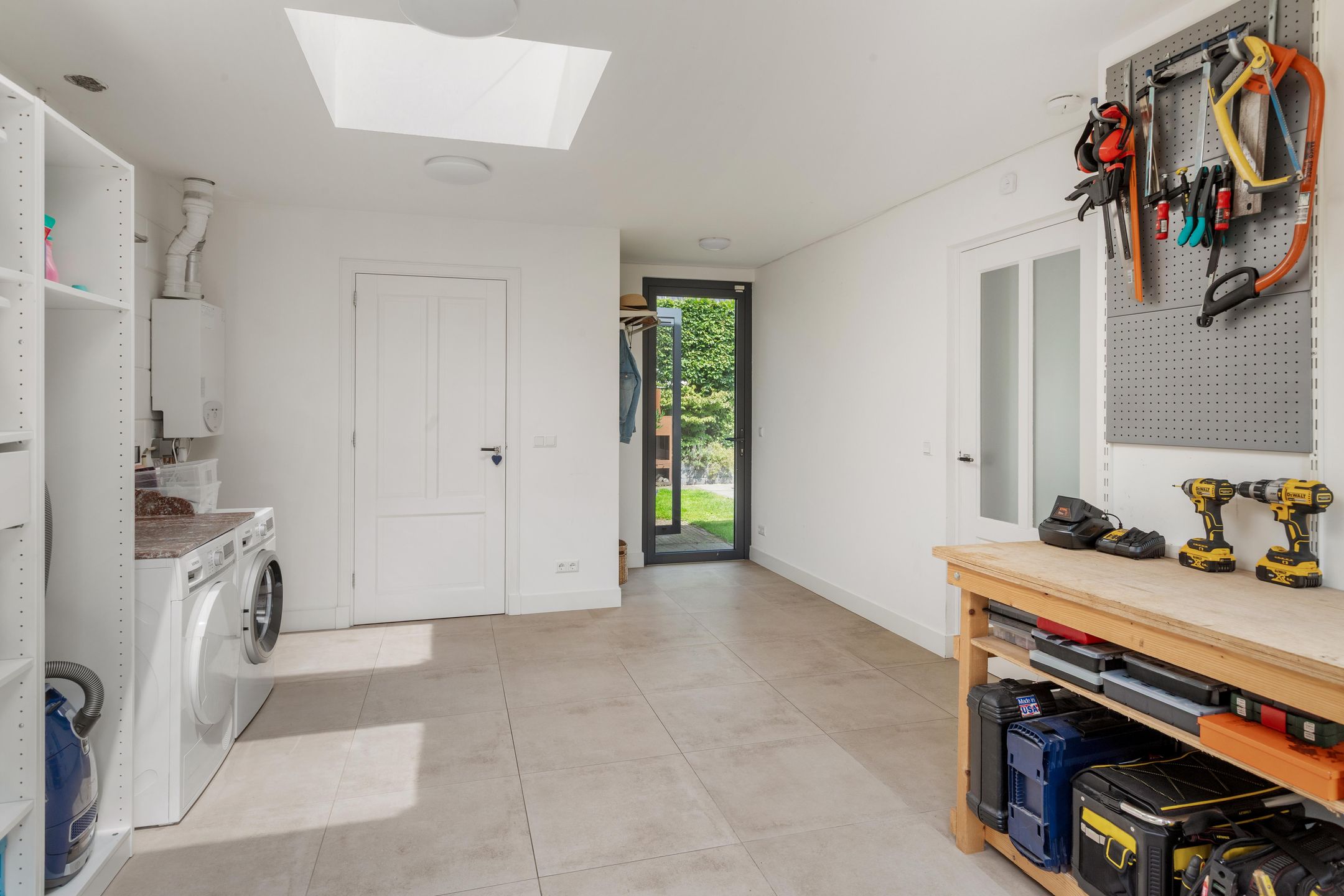 Photo 18 of Alberdingk Thijmlaan 10